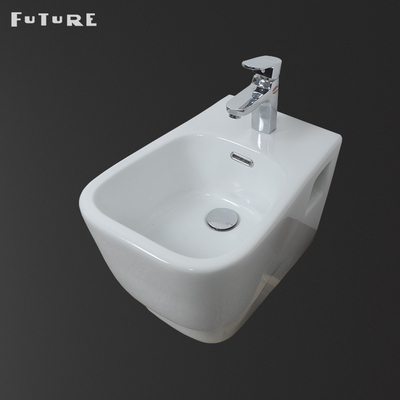 Bidet wiszący o szerokości 360 mm